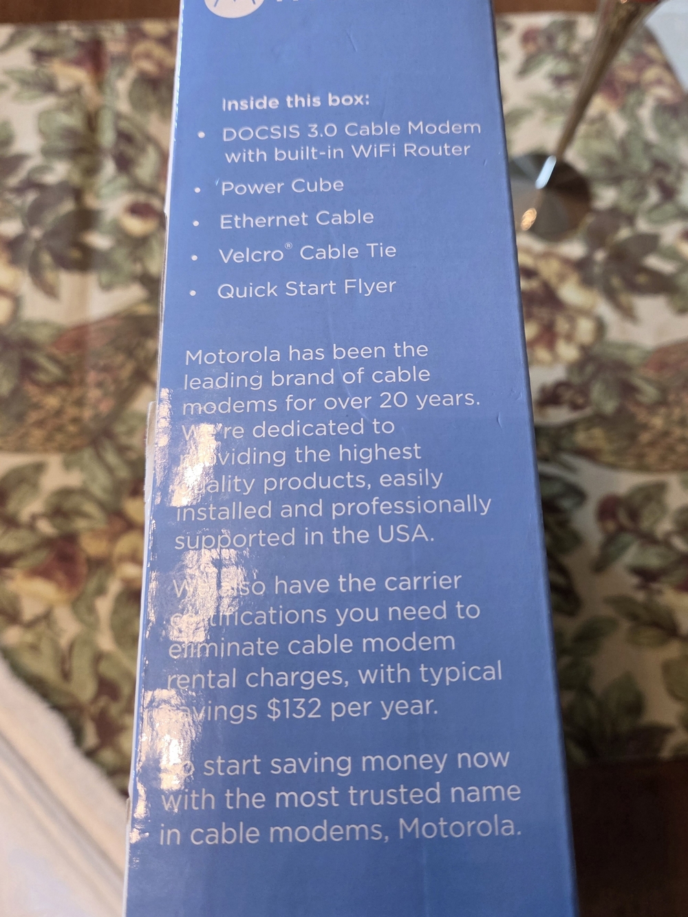 Motorola AC1600 Cable Modem Plus WiFi Router - Black - Picture 11 of 11